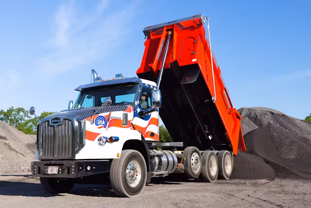 Five Key Challenges Dump Truck Operators Must Overcome