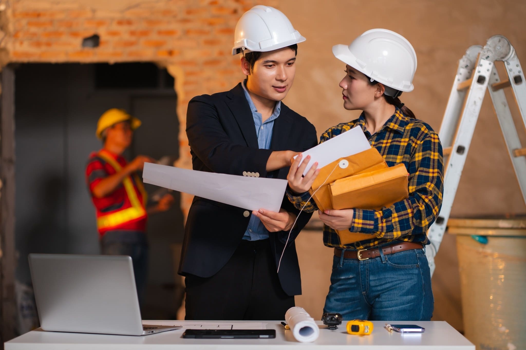 How to Win More Construction Contracts: Proven Strategies Contractors Must Use to Stay Competitive