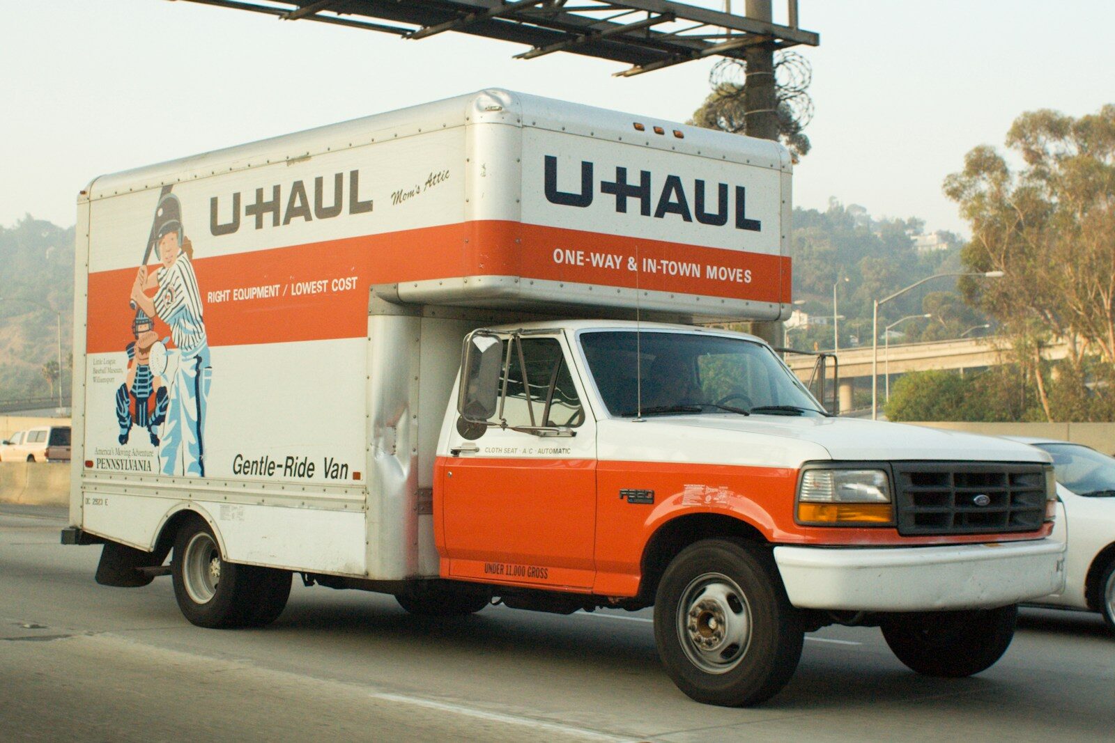 How to Choose the Best Appliance Haulers Insurance for Your Business